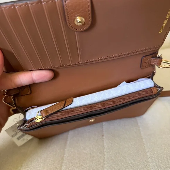 NWT Michael Kors Brown Leather Clutch Crossbody Bag with Removable Strap - Picture 8 of 13